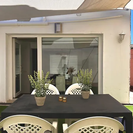 Jean Xxiii By Aroom - Vut Le 1148 Leon Exterior photo