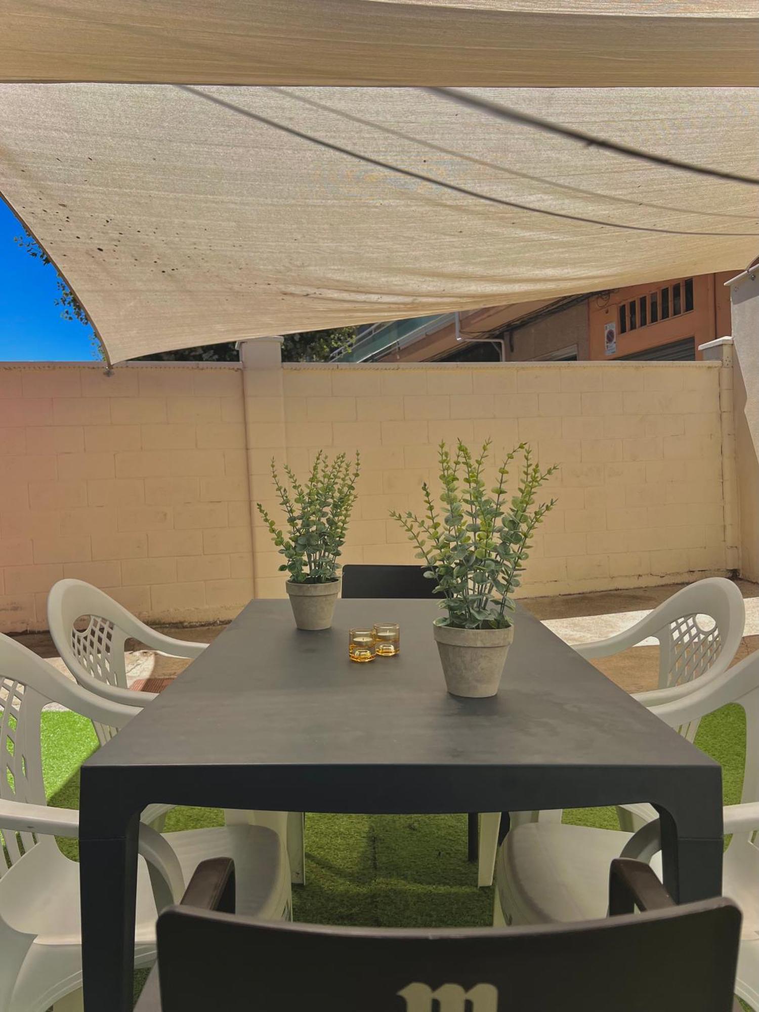 Jean Xxiii By Aroom - Casa Con Patio Privado Vut-le-11148 León